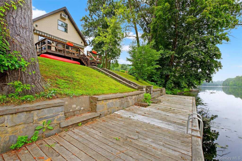 201 Esopus Creek Road, Saugerties, NY 12477 - Photo 38 of 50