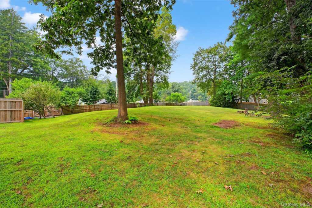 201 Esopus Creek Road, Saugerties, NY 12477 - Photo 39 of 50