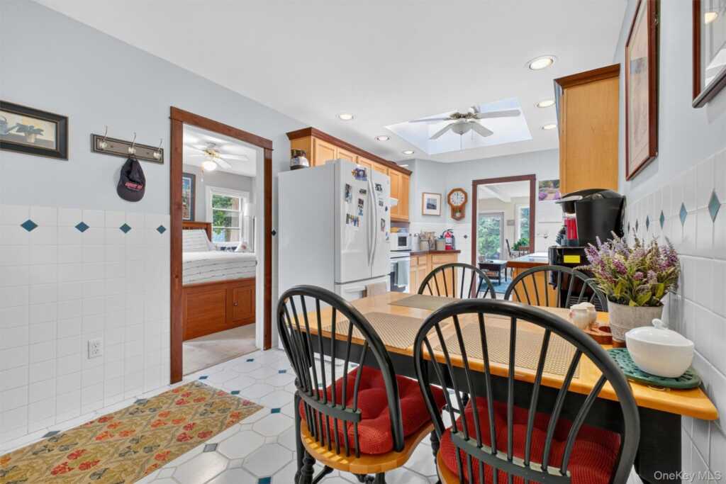 201 Esopus Creek Road, Saugerties, NY 12477 - Photo 8 of 50