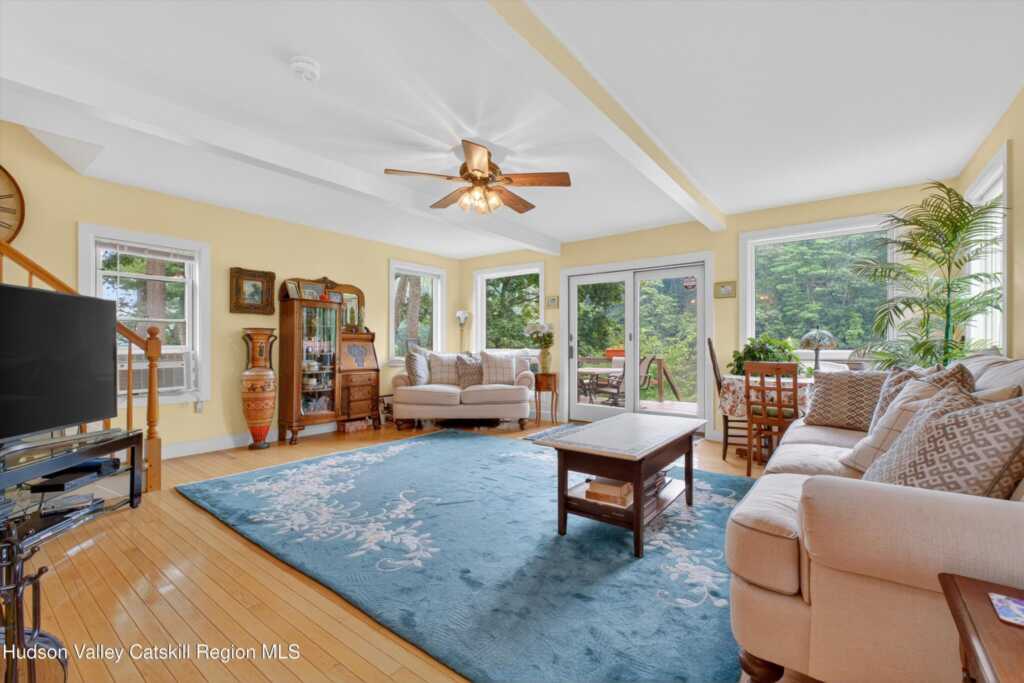 201 Esopus Creek Road, Saugerties, NY 12477 - Photo 16 of 49