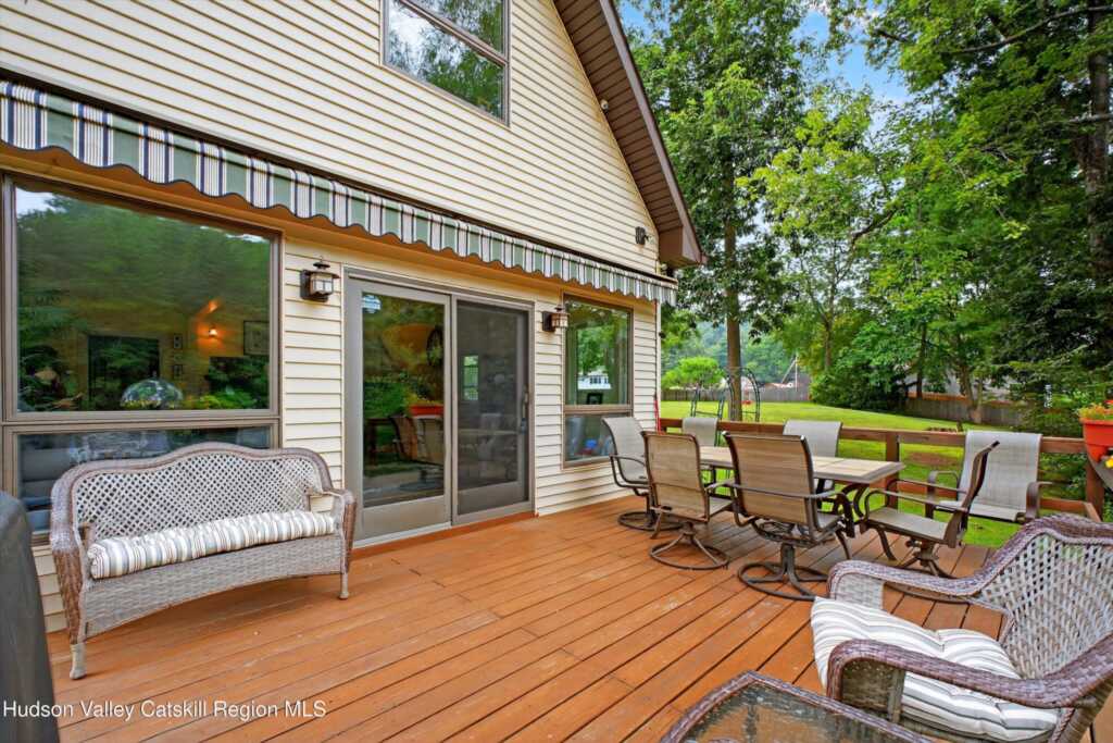 201 Esopus Creek Road, Saugerties, NY 12477 - Photo 28 of 49