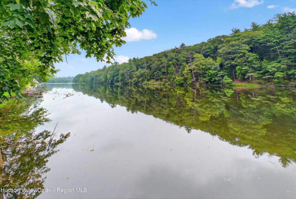 201 Esopus Creek Road, Saugerties, NY 12477 - Photo 38 of 49