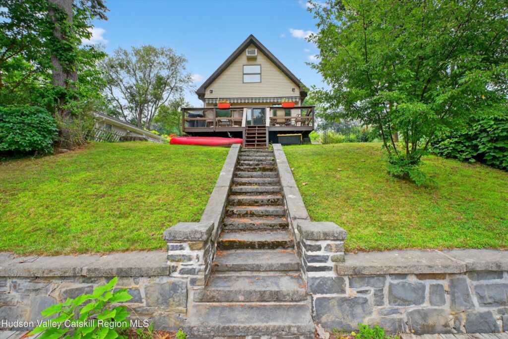 201 Esopus Creek Road, Saugerties, NY 12477 - Photo 39 of 49