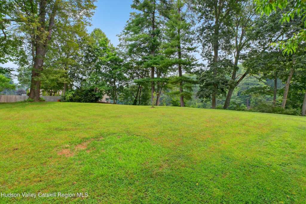 201 Esopus Creek Road, Saugerties, NY 12477 - Photo 42 of 49