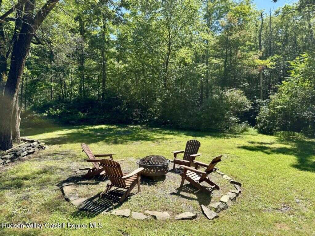 3 Centerville Church Road, Saugerties, NY 12477 - Photo 7 of 41