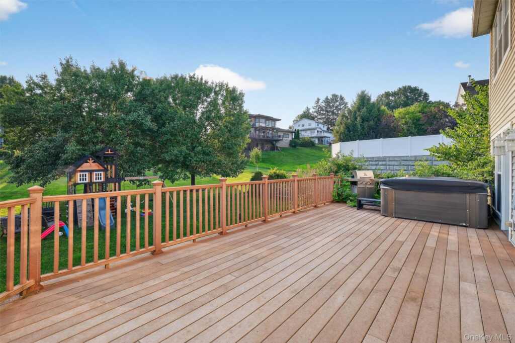 67 Latham Circle, Saugerties, NY 12477 - Photo 41 of 50