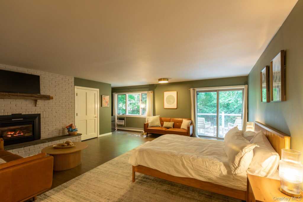 439 Lake drive, Rhinebeck, NY 12572 - Photo 22 of 37