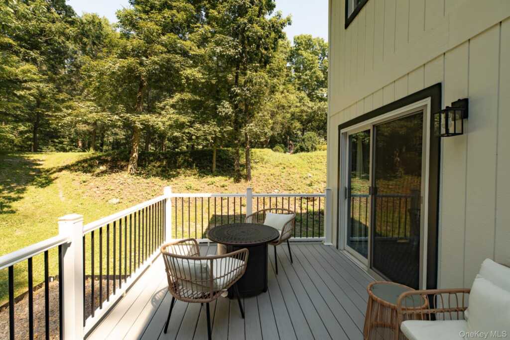 439 Lake drive, Rhinebeck, NY 12572 - Photo 27 of 37