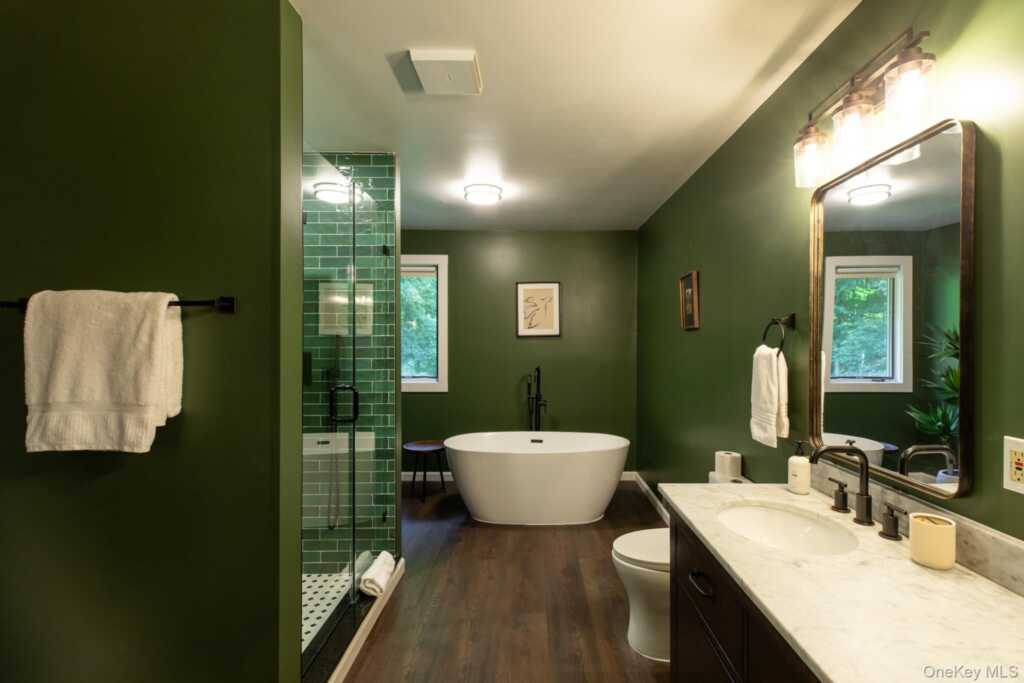439 Lake drive, Rhinebeck, NY 12572 - Photo 9 of 37
