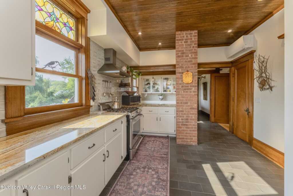 108 Latham Circle, Saugerties, NY 12477 - Photo 15 of 50