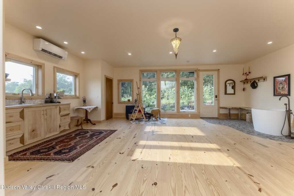 108 Latham Circle, Saugerties, NY 12477 - Photo 49 of 50
