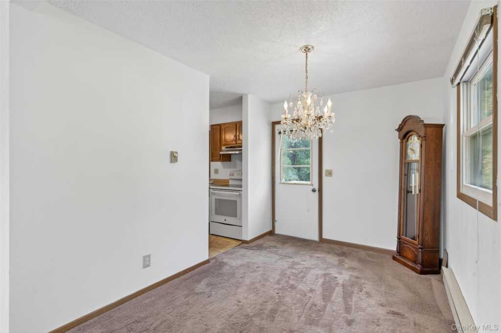 323 Ohioville Road, New Paltz, NY 12561 - Photo 7 of 31
