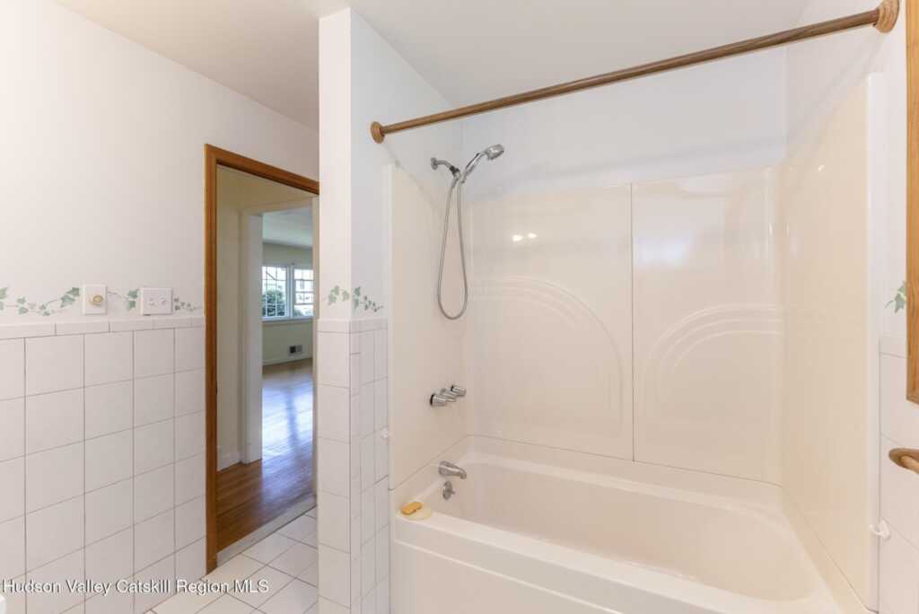 408 Fairview Ave Avenue, Hurley, NY 12443 - Photo 25 of 43