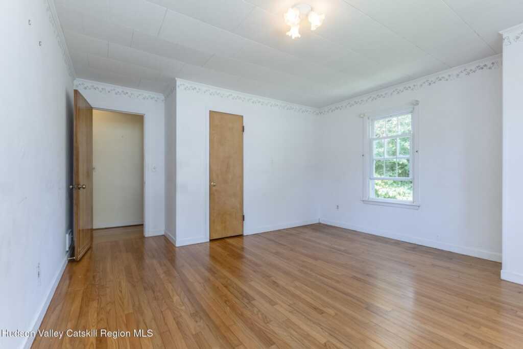 408 Fairview Ave Avenue, Hurley, NY 12443 - Photo 27 of 43