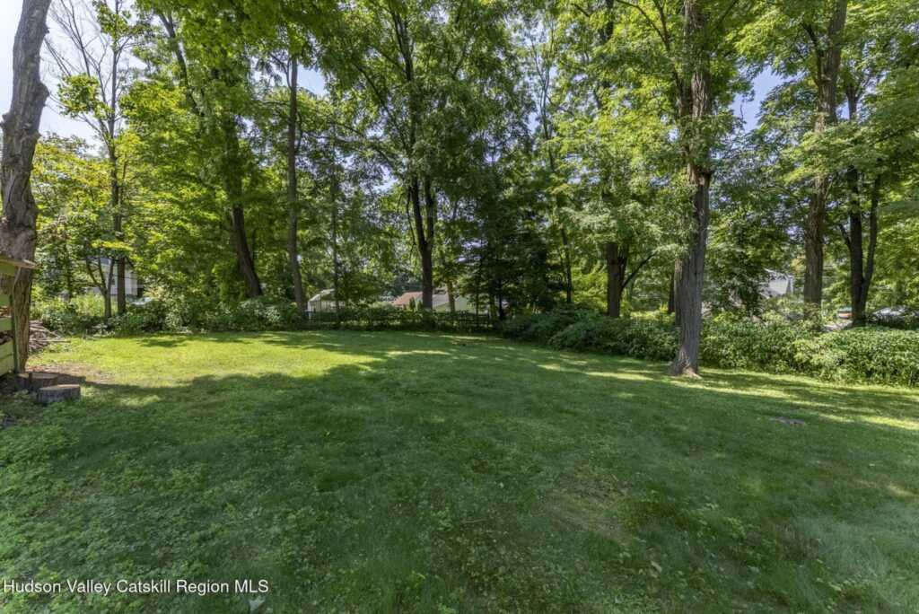 408 Fairview Ave Avenue, Hurley, NY 12443 - Photo 40 of 43