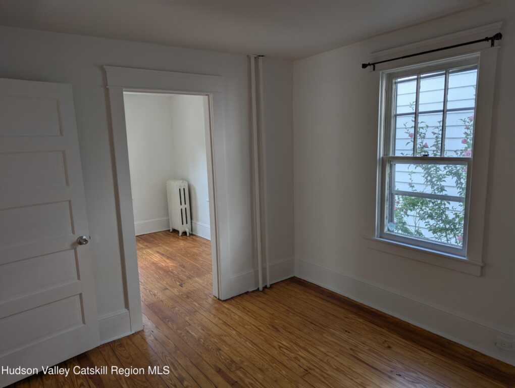 407 Delaware Avenue, Kingston, NY 12401 - Photo 11 of 44