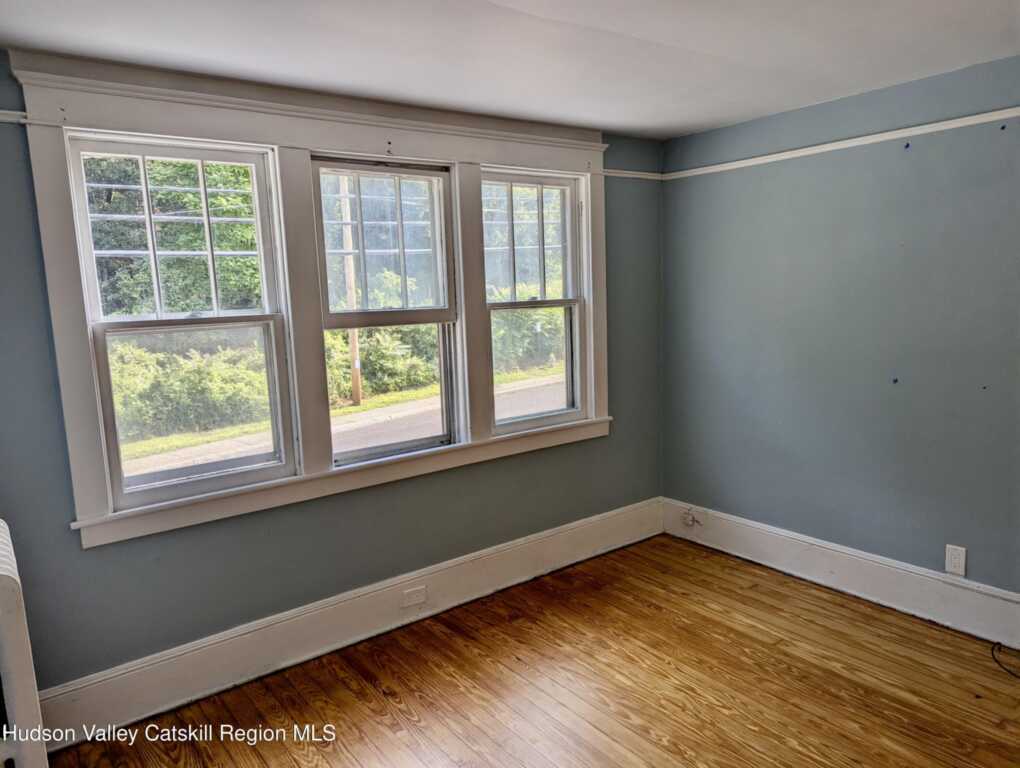 407 Delaware Avenue, Kingston, NY 12401 - Photo 20 of 44