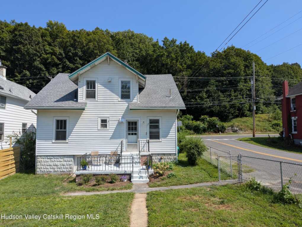 407 Delaware Avenue, Kingston, NY 12401 - Photo 41 of 44