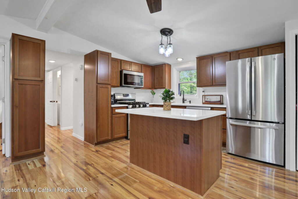 135 Patch Road, Saugerties, NY 12477 - Photo 2 of 21