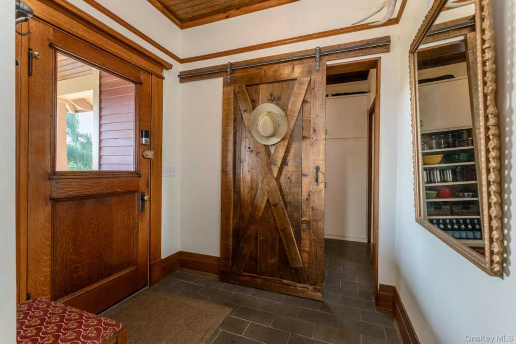 108 Latham Circle, Saugerties, NY 12477 - Photo 20 of 50