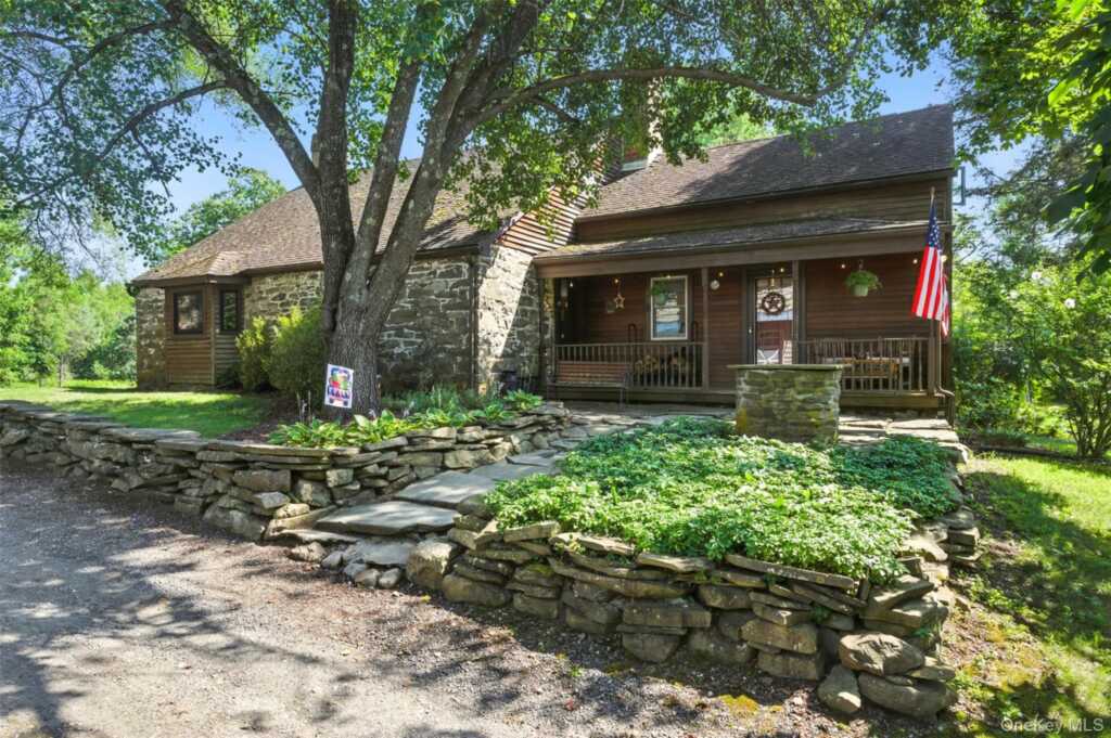 442 Ohioville Road, New Paltz, NY 12561