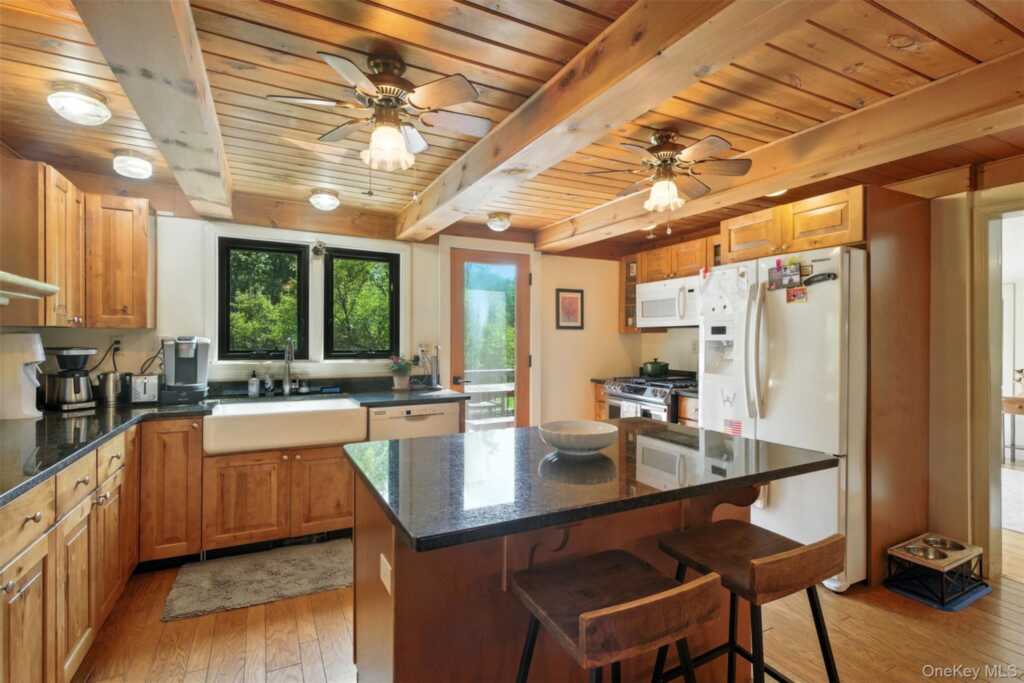 442 Ohioville Road, New Paltz, NY 12561 - Photo 8 of 31