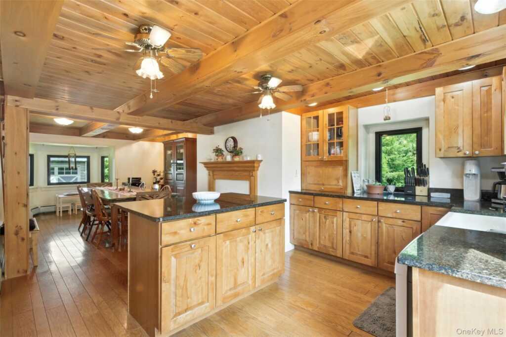 442 Ohioville Road, New Paltz, NY 12561 - Photo 9 of 31