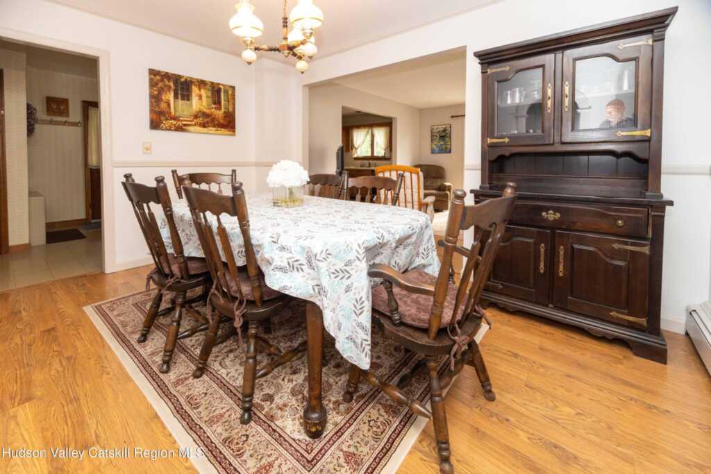 213 Washington Avenue Avenue, Saugerties, NY 12477 - Photo 15 of 37