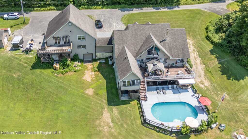 45 Sunset View Drive, Saugerties, NY 12477 - Photo 2 of 50