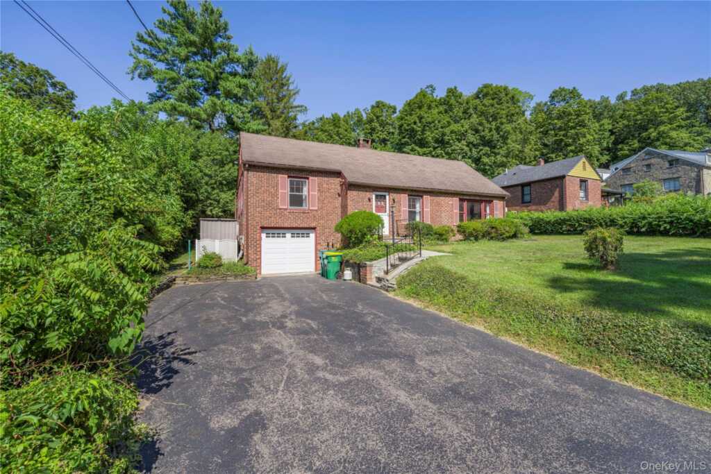 109 Terrace Lane, Hurley, NY 12443 - Photo 2 of 30
