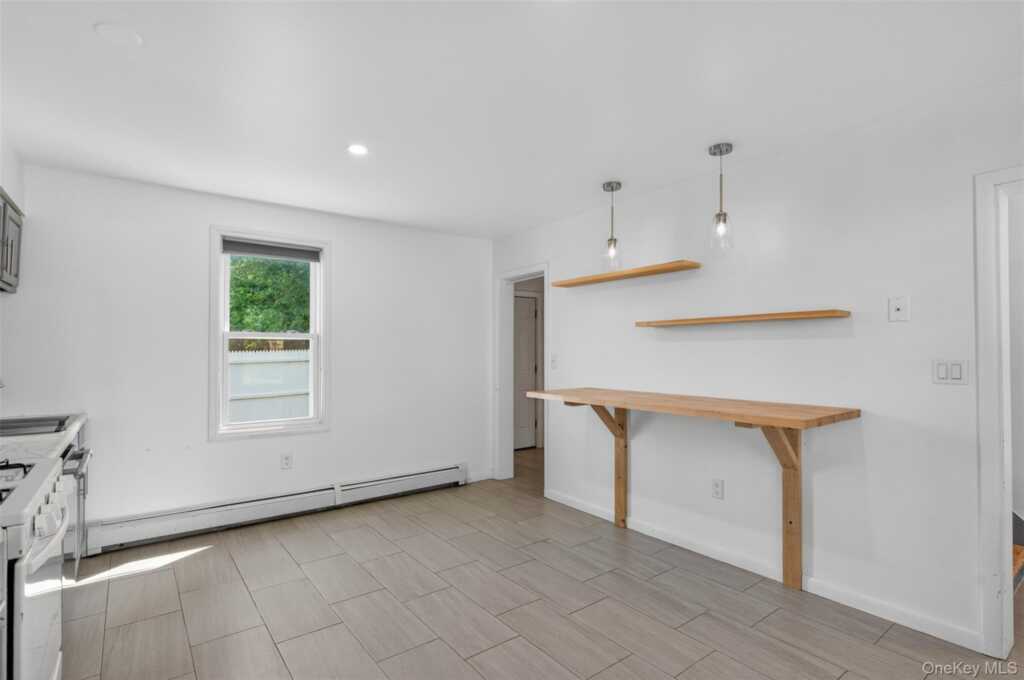 110 Pine Street, Kingston, NY 12401 - Photo 10 of 25