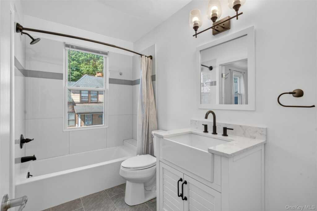 110 Pine Street, Kingston, NY 12401 - Photo 15 of 25