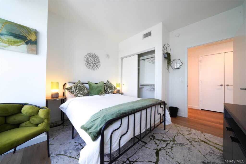 50 Clinton Place, Unit #Locust Street, New Rochelle, NY 10804 - Photo 7 of 15