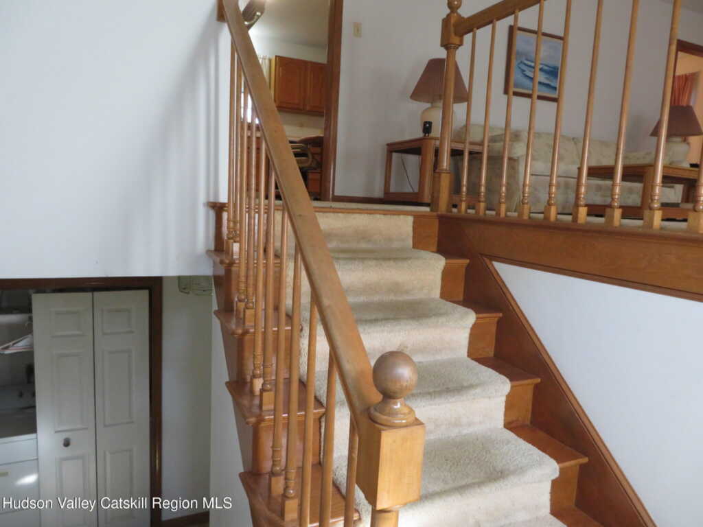 89 Vincent Lane, Stone Ridge, NY 12484 - Photo 10 of 45