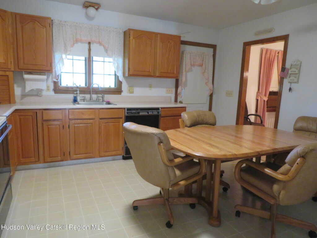 89 Vincent Lane, Stone Ridge, NY 12484 - Photo 14 of 45