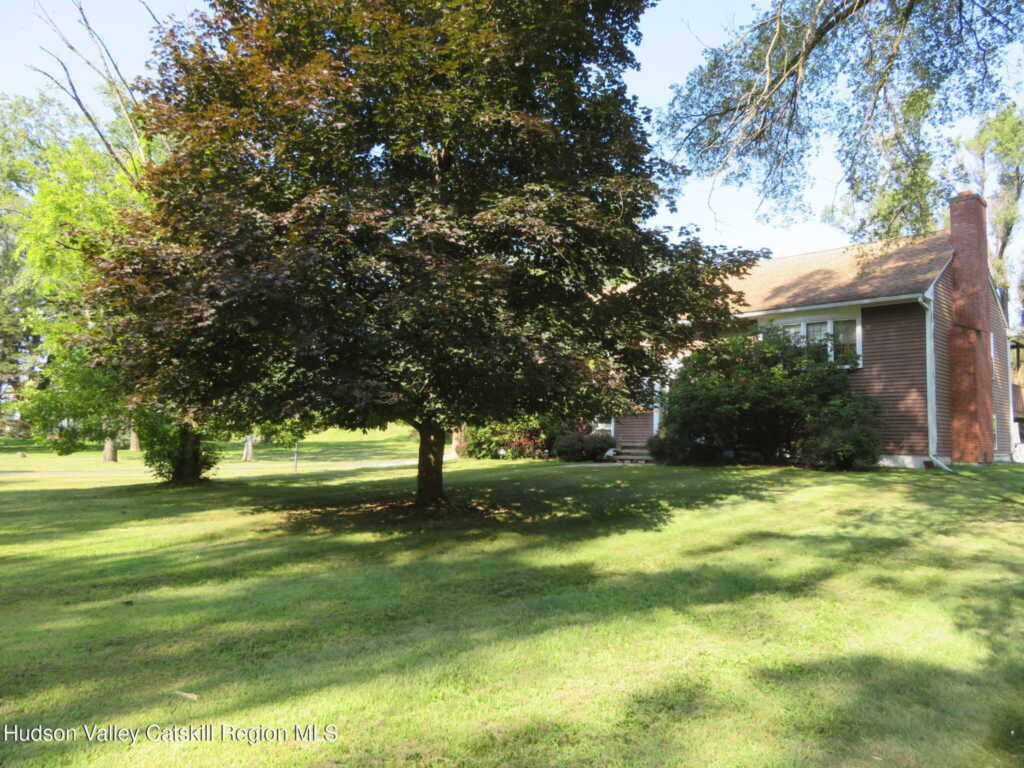 89 Vincent Lane, Stone Ridge, NY 12484 - Photo 3 of 45