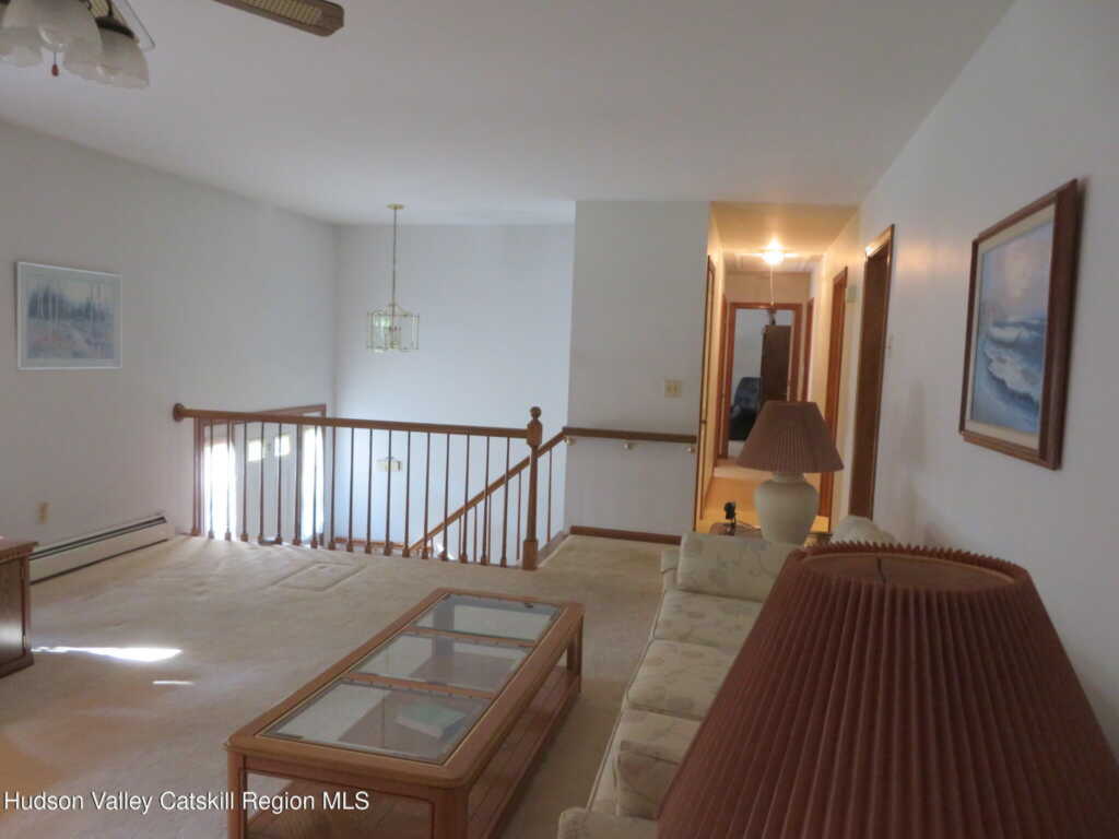 89 Vincent Lane, Stone Ridge, NY 12484 - Photo 8 of 45