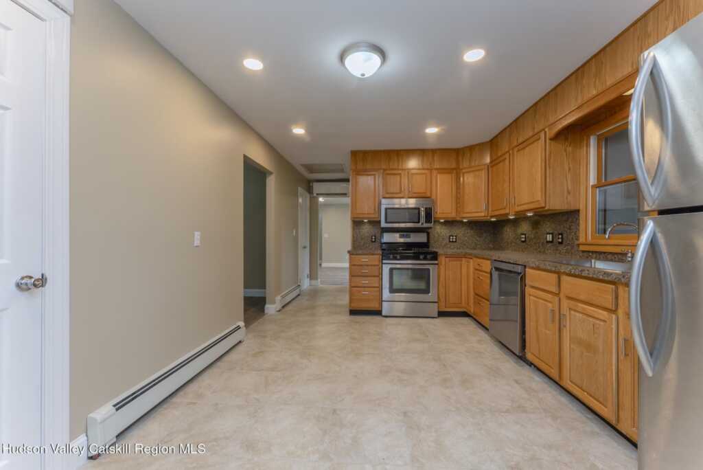 2084 Route 32, Saugerties, NY 12477 - Photo 12 of 44