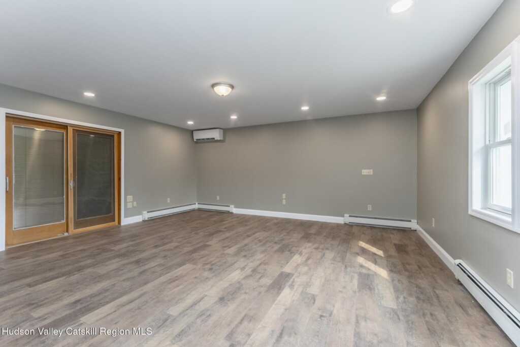 2084 Route 32, Saugerties, NY 12477 - Photo 20 of 44