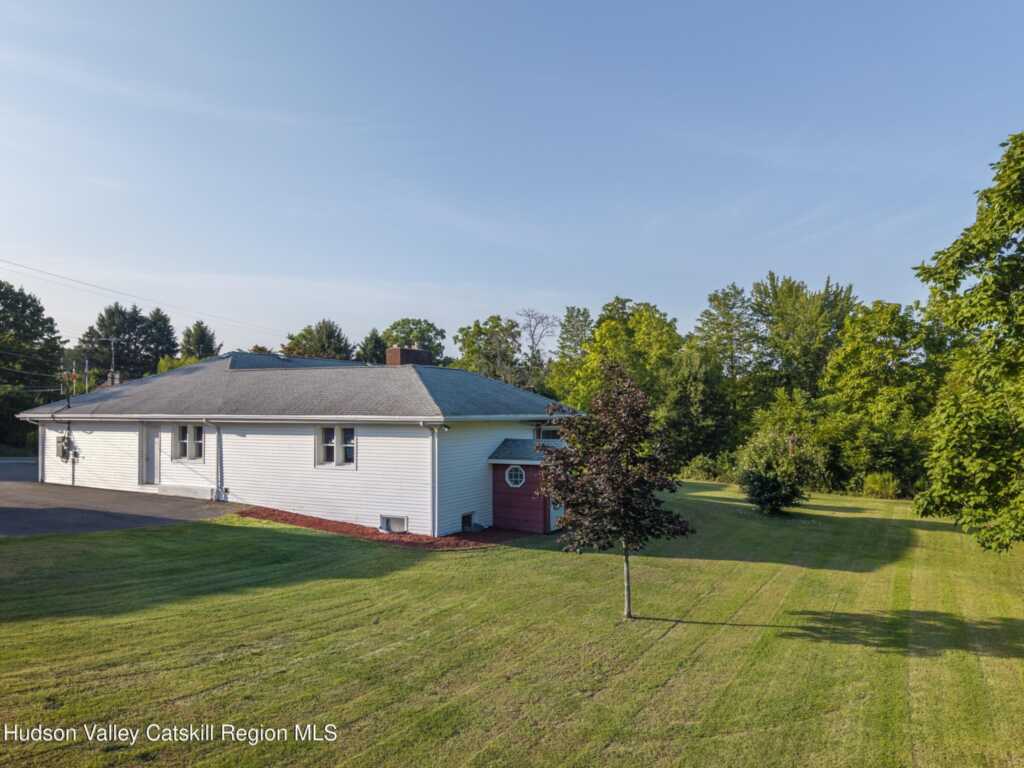 2084 Route 32, Saugerties, NY 12477 - Photo 41 of 44
