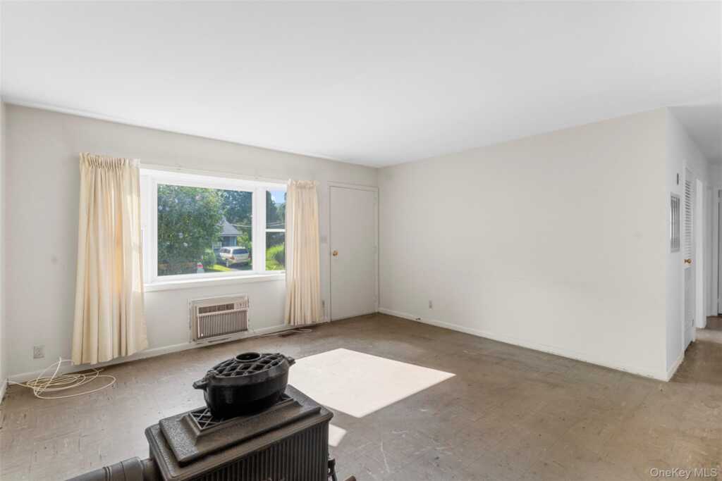 20 Overlook Drive, Woodstock, NY 12498 - Photo 6 of 27