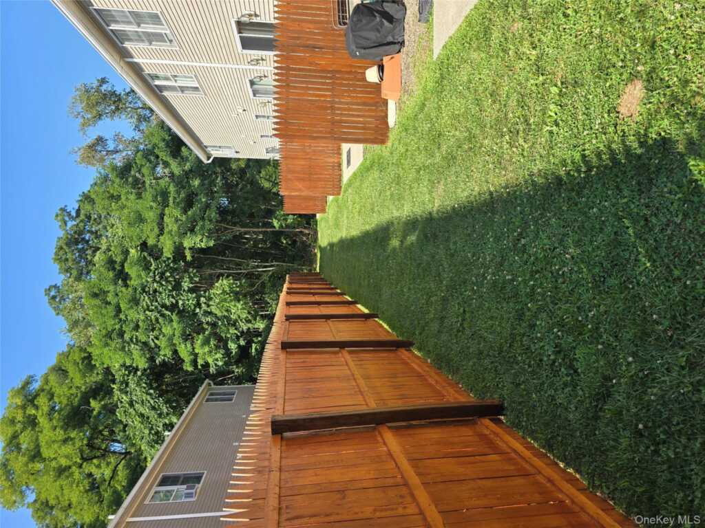 1-18 Willow Way, Unit #2, Rhinebeck, NY 12572 - Photo 12 of 14