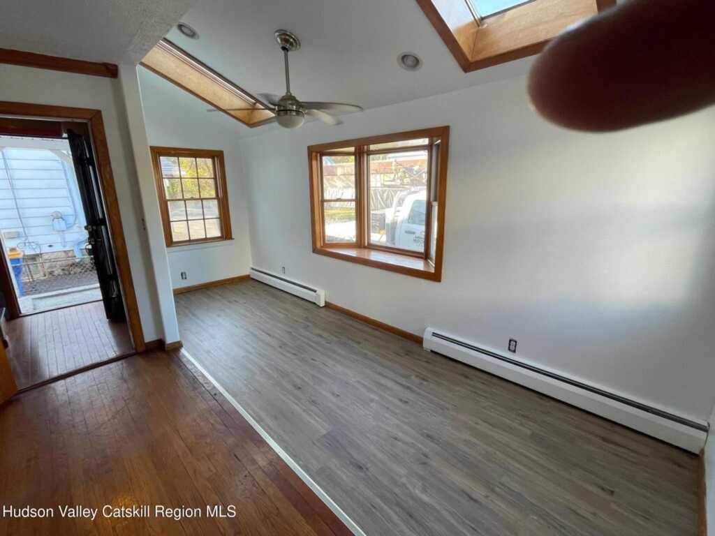 25 Prospect Street, Kingston, NY 12401 - Photo 11 of 22