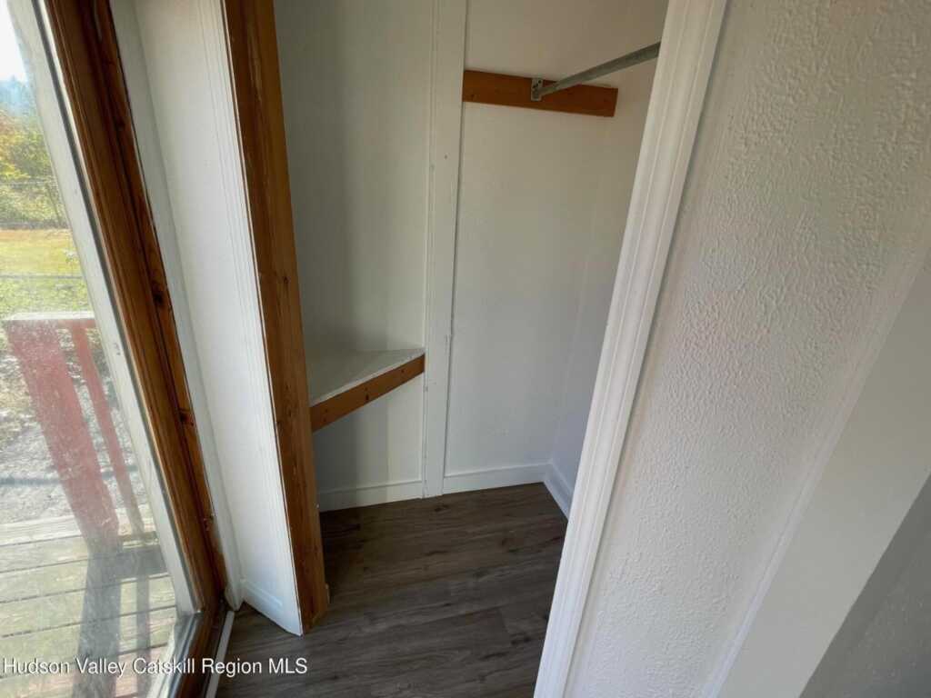 25 Prospect Street, Kingston, NY 12401 - Photo 2 of 22