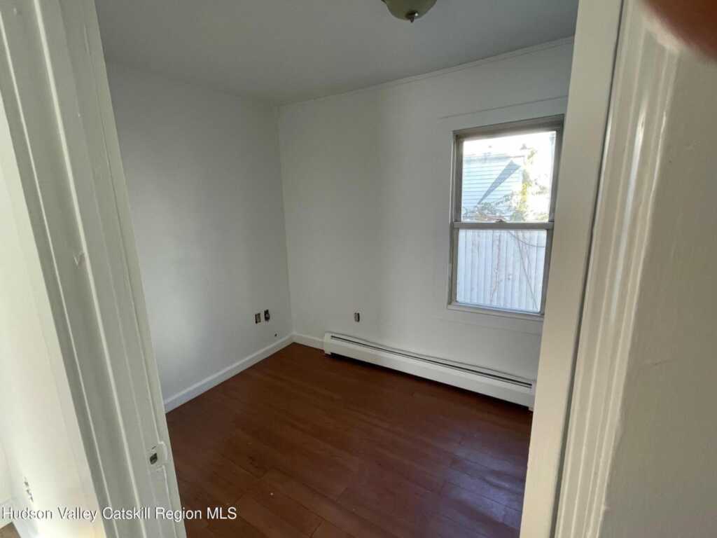 25 Prospect Street, Kingston, NY 12401 - Photo 7 of 22