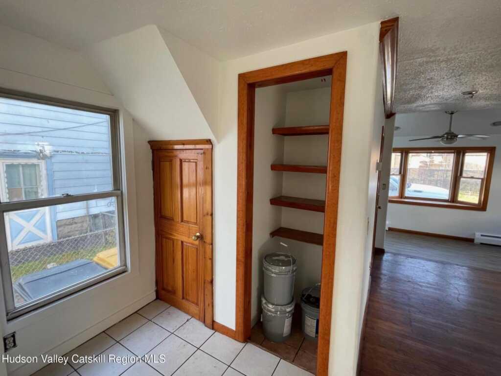 25 Prospect Street, Kingston, NY 12401 - Photo 8 of 22