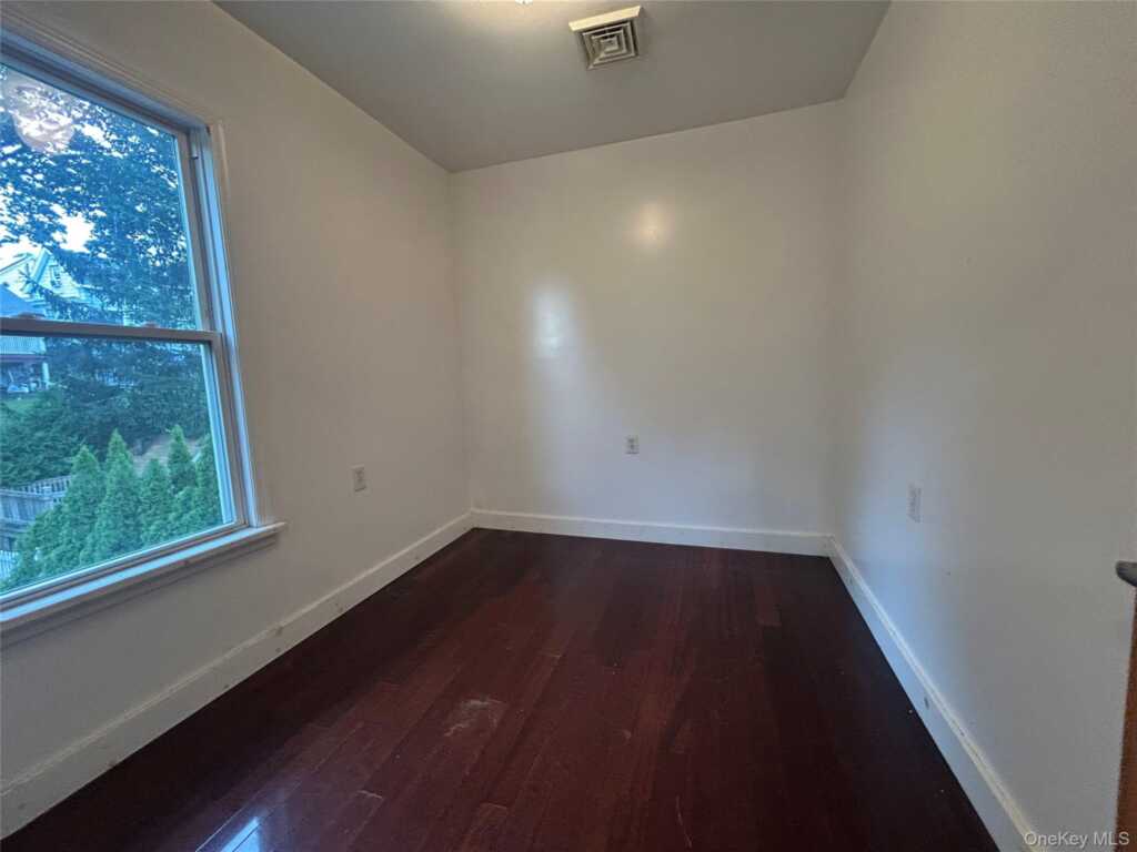 127 Chester Street, Unit #2, Kingston, NY 12401 - Photo 18 of 26