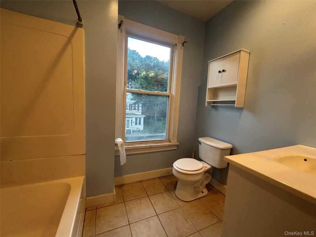 127 Chester Street, Unit #2, Kingston, NY 12401 - Photo 9 of 26