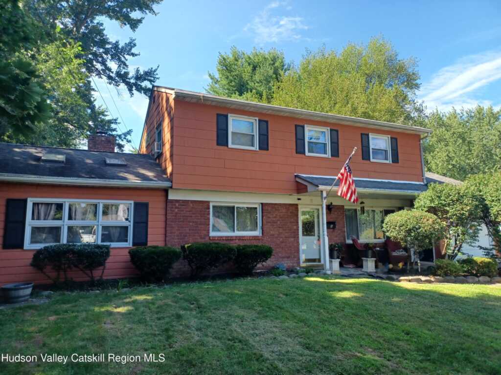 8 Stevens Court, Saugerties, NY 12477 - Photo 2 of 30