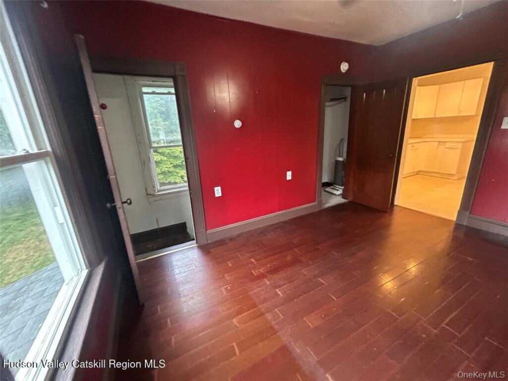 127 E Chester Street, Unit #2, Kingston, NY 12401 - Photo 15 of 26